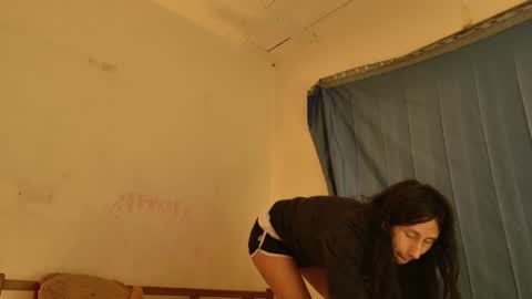 MoonLipson online show from May 23, 3:02 am