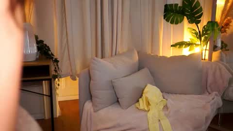 milkyway  online show from October 9, 4:34 pm