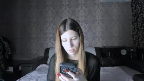 Lili online show from October 16, 12:16 pm