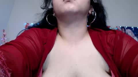 Molly online show from June 6, 7:03 am