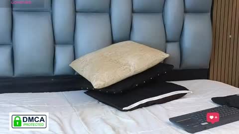 mohamed_malik online show from April 22, 1:07 pm