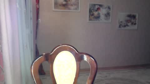 Snapshot of molli_and_tom chatting on September 21, 5:28 pm Bitcoin 1P8NuZxsaNsQTx7wJJJ7Ao1mic4nvJPVLC online show from September 21, 5:28 pm