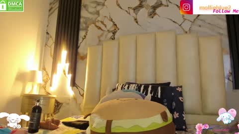 Hey Guys  Im Mollie online show from May 11, 2:45 pm