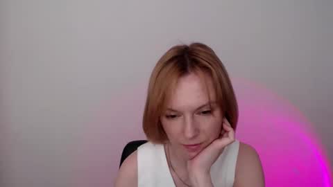 mollilove online show from May 25, 8:09 am