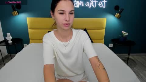 Molly  online show from October 12, 2:26 am