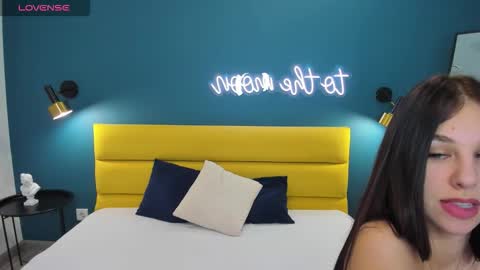 Molly  online show from November 15, 2:35 am