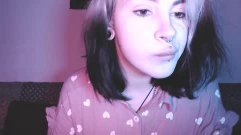 Molly Crow online show from February 20, 12:52 am