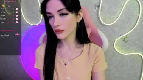 Molly - online show from April 21, 4:19 am