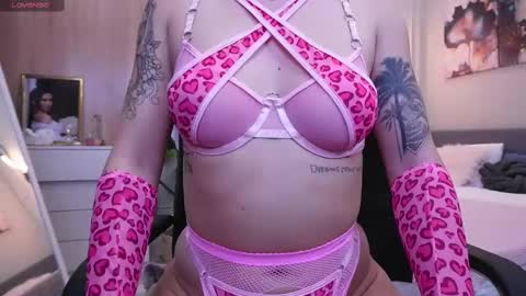 Molly online show from February 26, 6:30 am