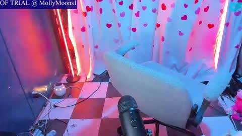 molly_moons online show from May 16, 2:08 am