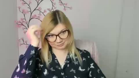 Molly online show from February 24, 12:52 pm