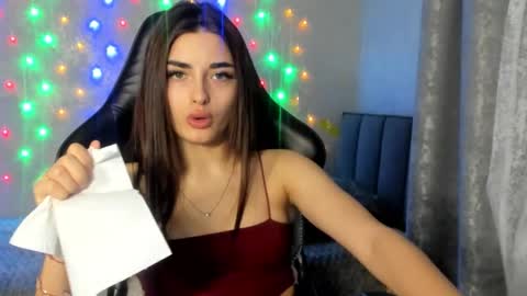 Molly online show from January 11, 8:48 pm