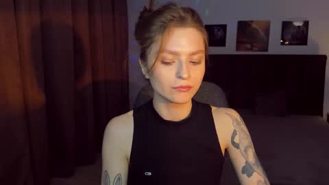 Taisha online show from December 22, 2:49 pm