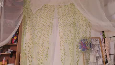 mollychan online show from March 4, 4:37 pm