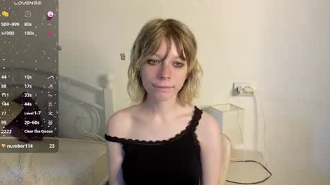 mollysally online show from June 11, 4:21 am