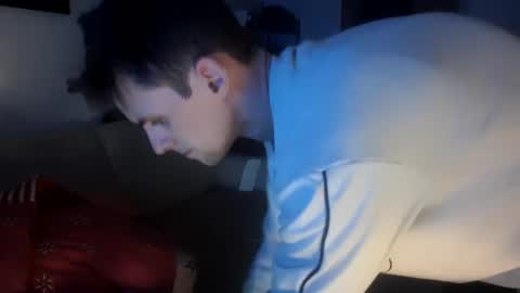 Snapshot of molnaratti14 chatting on January 20, 4:32 am Oszkr online show from January 20, 4:32 am