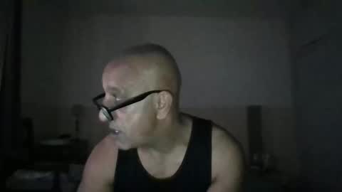 moment71200 online show from November 20, 12:15 pm