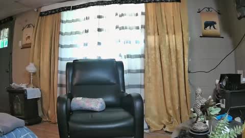 Bink online show from October 3, 5:54 pm