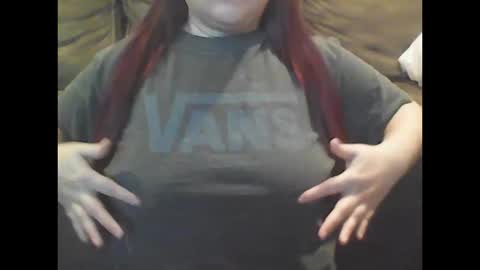 Snapshot of mommies_mooseknuckle chatting on October 15, 12:50 pm mommies_mooseknuckle online show from October 15, 12:50 pm