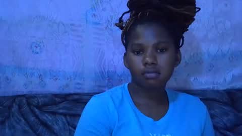 momsdoll online show from January 16, 6:55 am