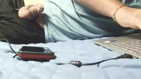 justTHEit online show from April 13, 10:14 pm