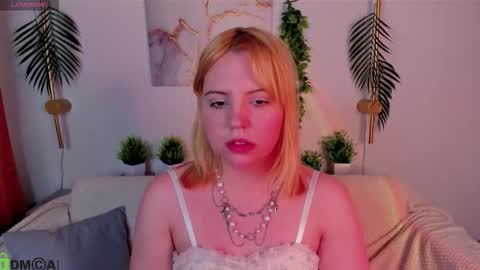 mon1ca_jones online show from November 12, 9:55 am