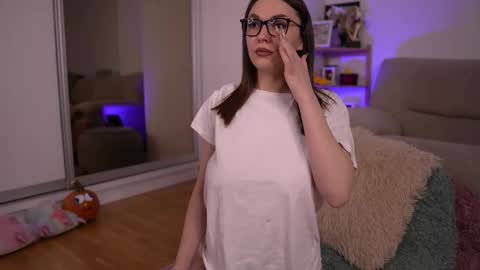 Mona Lisss online show from November 25, 12:37 pm