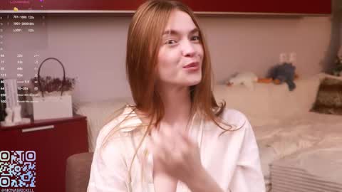 Snapshot of monabrickell chatting on October 1, 6:18 pm Mona online show from October 1, 6:18 pm