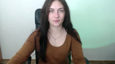 monakali online show from December 18, 7:14 am