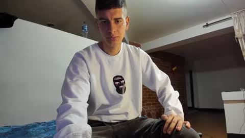 nicolas online show from December 7, 10:12 pm