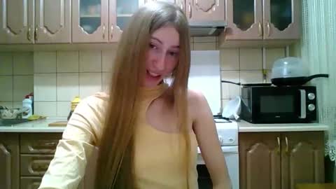 Monica online show from March 20, 10:04 pm