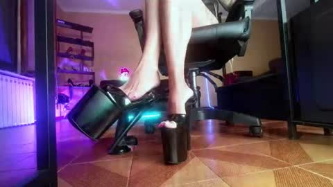 Miss Monica online show from July 28, 11:17 am