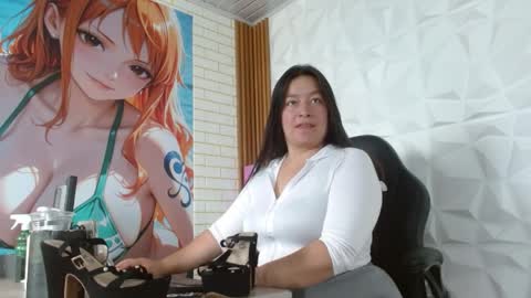 monickhot303av online show from March 26, 3:28 pm