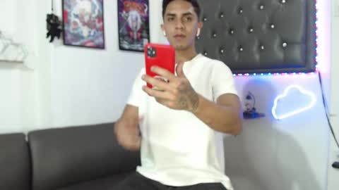 simon dice online show from March 4, 11:40 am