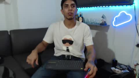 simon dice online show from February 22, 9:34 am