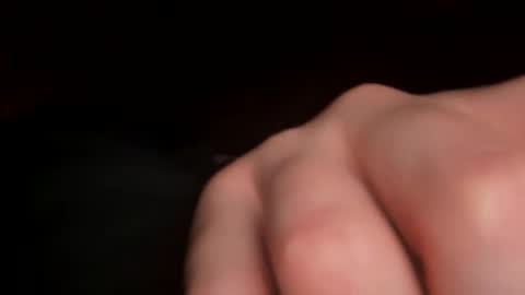 monsterc0ckguyyy online show from January 6, 8:14 am