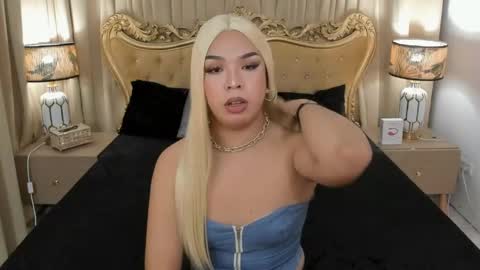 OliviaRoxy online show from May 16, 5:37 am