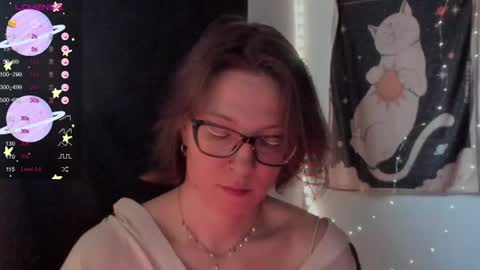 Roxy online show from July 8, 6:33 pm