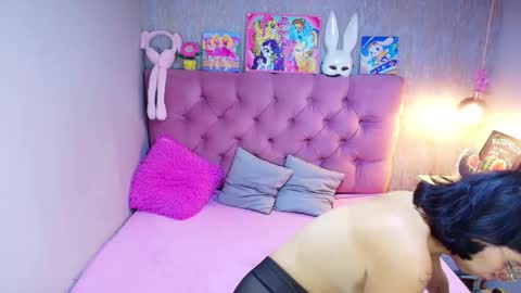 Charlotte online show from January 31, 7:11 pm