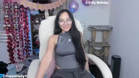 MOON  online show from June 9, 4:23 am
