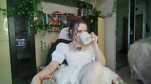 moonlight_sonataa online show from May 30, 2:48 pm