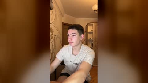 ARTUR online show from December 16, 9:10 pm