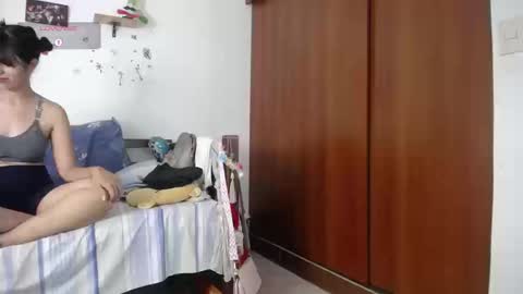 moonlunita online show from September 9, 6:08 pm