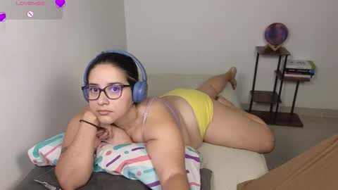 Moon Woman online show from February 15, 4:48 am