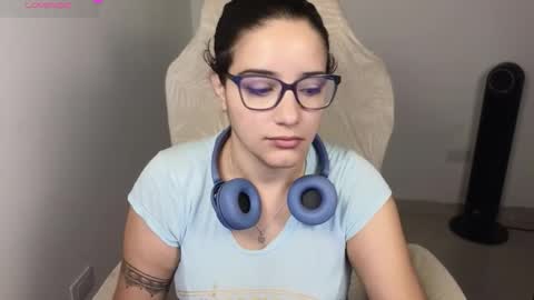 Moon Woman online show from November 15, 1:29 am