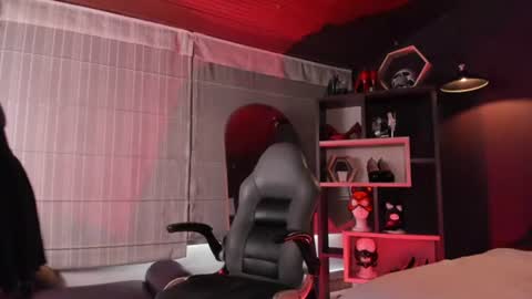 Michelle online show from July 16, 1:36 pm