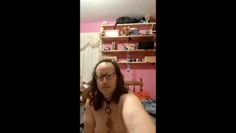 moowu online show from April 16, 1:00 pm