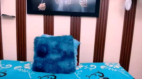 alexia online show from June 19, 6:47 pm