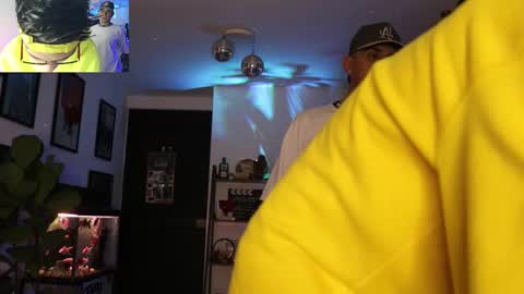 Snapshot of morgan_hiller chatting on March 2, 2:19 am   online show from March 2, 2:19 am