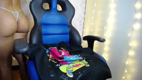 moriah_lu online show from February 7, 4:21 pm